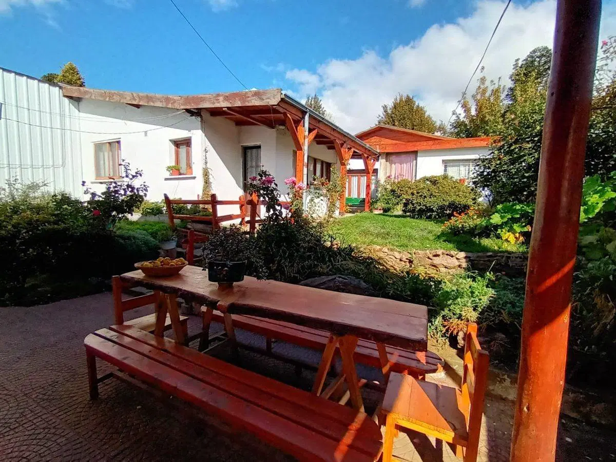 VENTA TRES CASAS AV. MITRE BARILOCHE 3