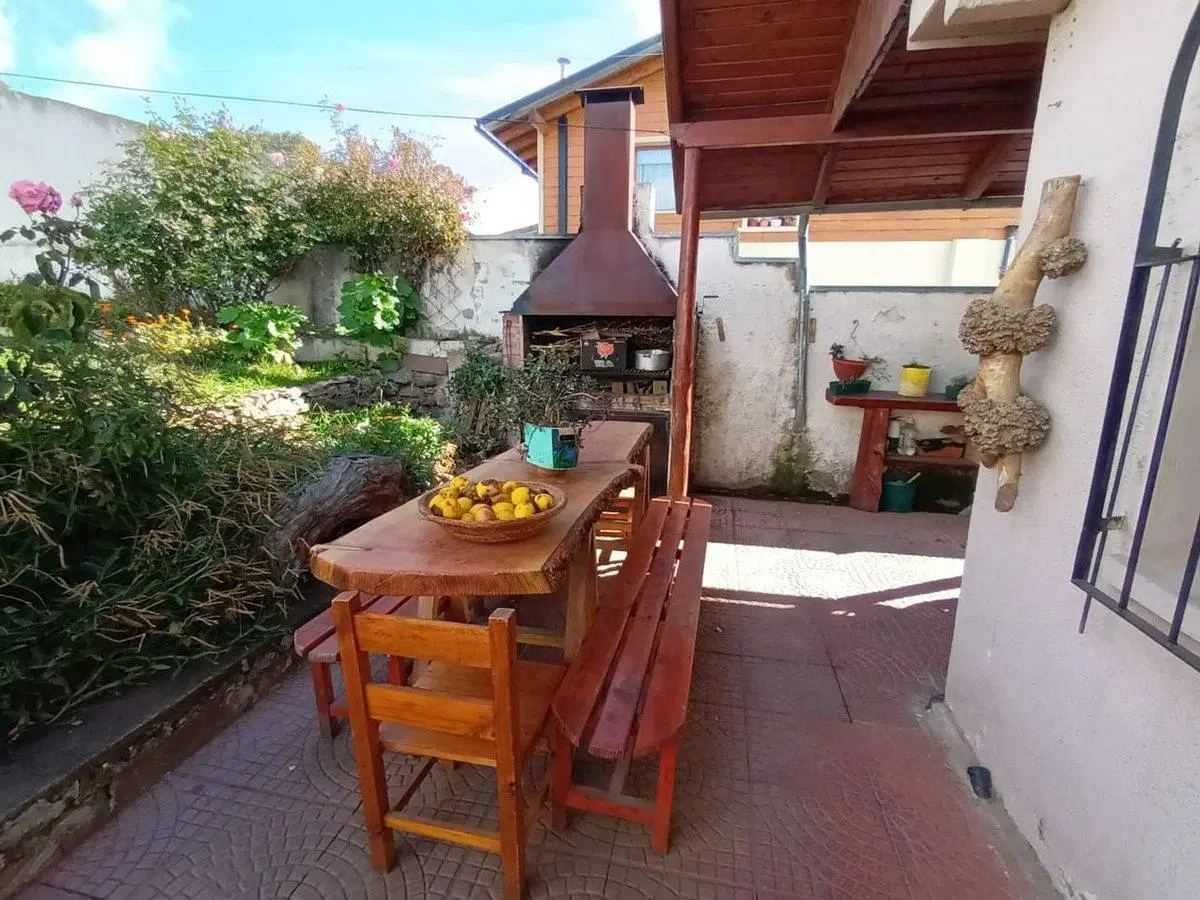 VENTA TRES CASAS AV. MITRE BARILOCHE 5