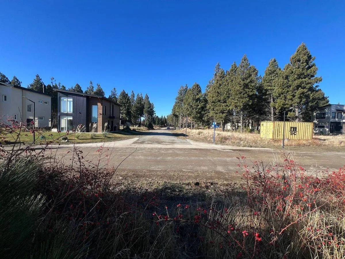 Terreno en Solares con Vista al Lago 2