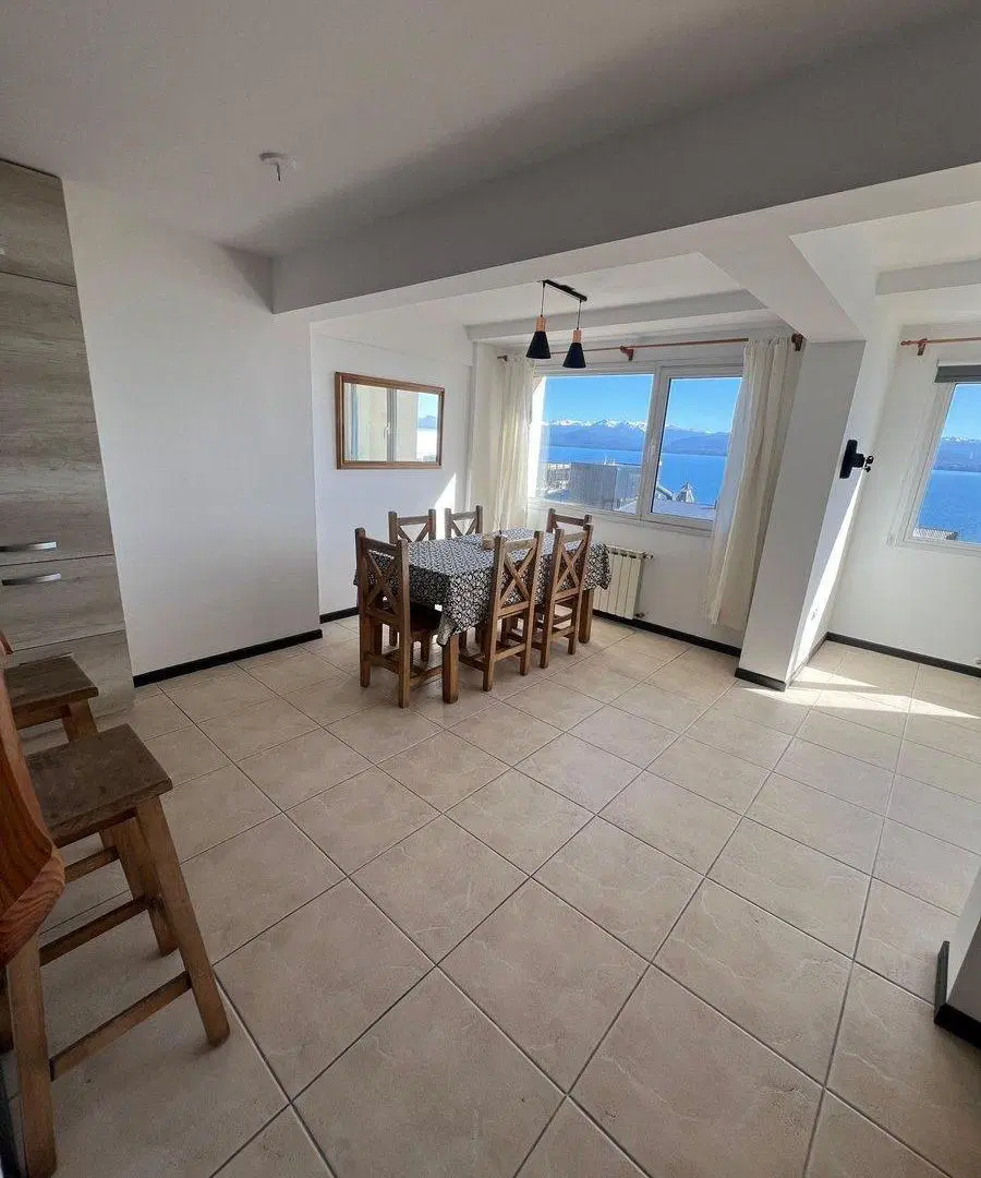VENTA -DEPTO 3 AMB.- VISTA AL LAGO -AV. SAN MARTIN 5