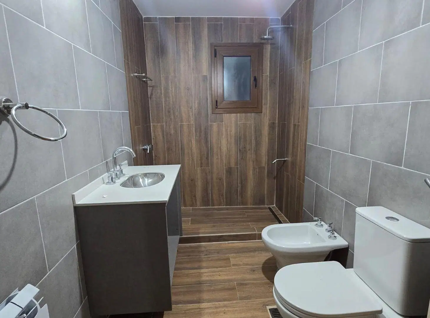Venta en pozo casa en Club de Campo Dos Valles 2