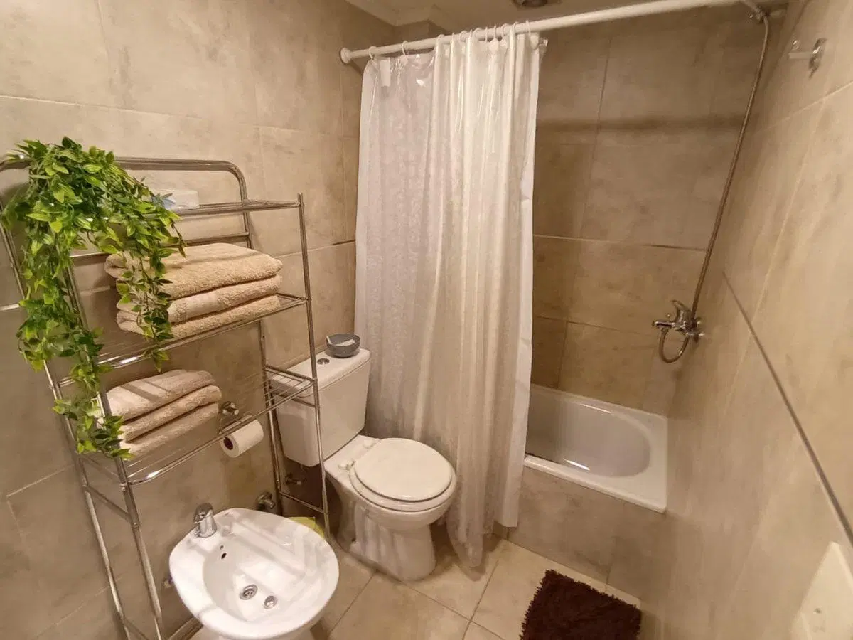 DEPARTAMENTO 2 AMB CON COCHERA Y BALCON BARILOCHE 3