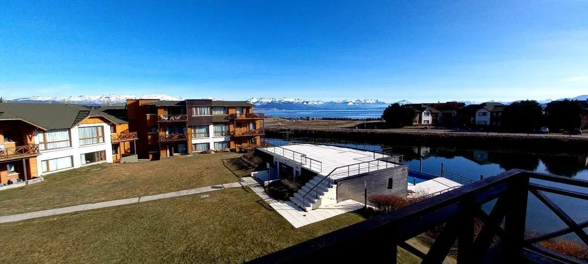 EXCELENTE EN VILLA HUAPI CON COSTA DE LAGO 3