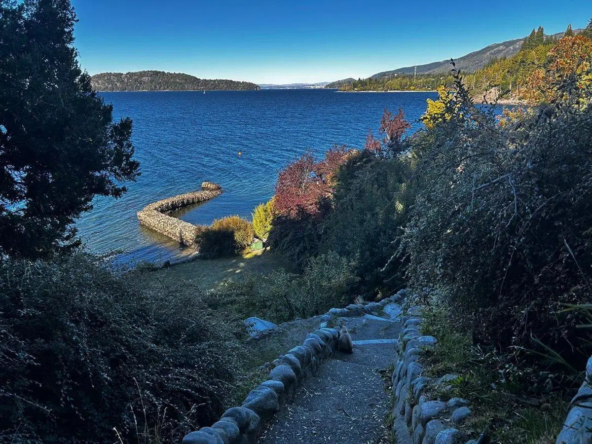 Departamento con acceso al lago 3