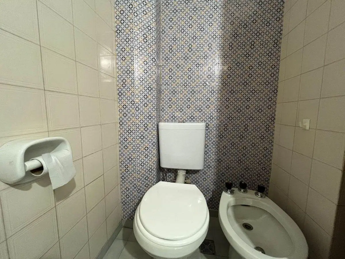 2 OFICINAS EN ALQUILER CON COCHERA CALLE PASO 3