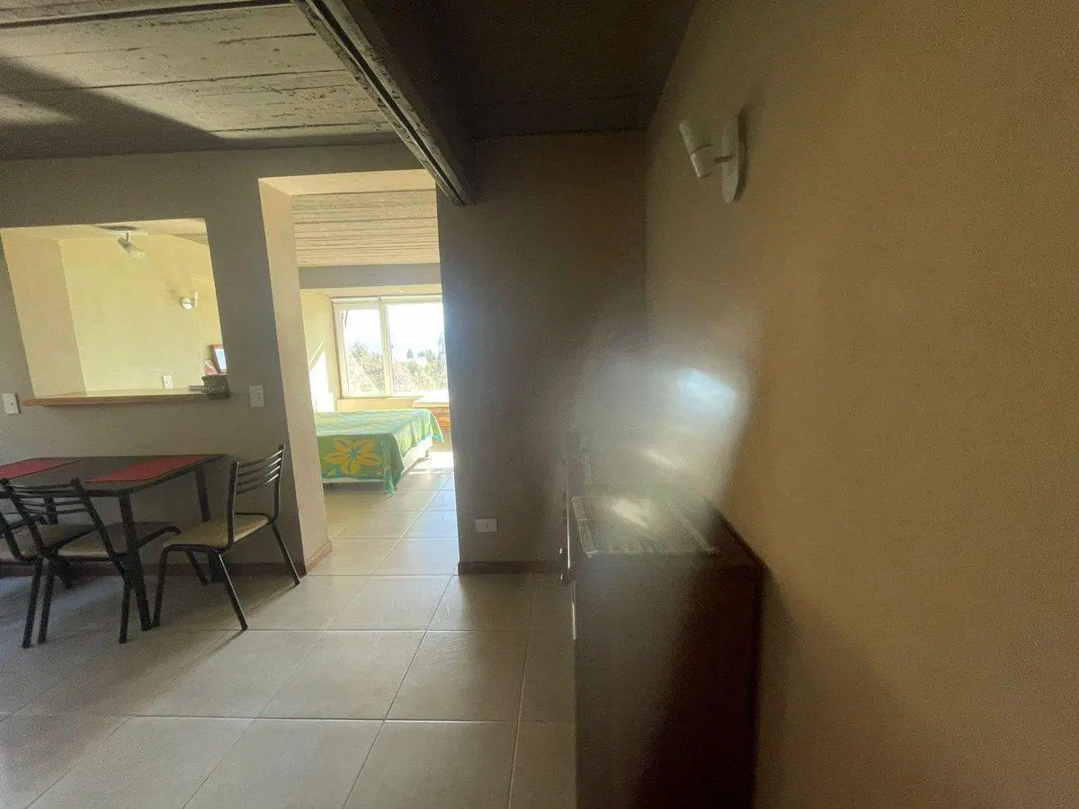 se vende monoambiente con vista al lago en melipal 4