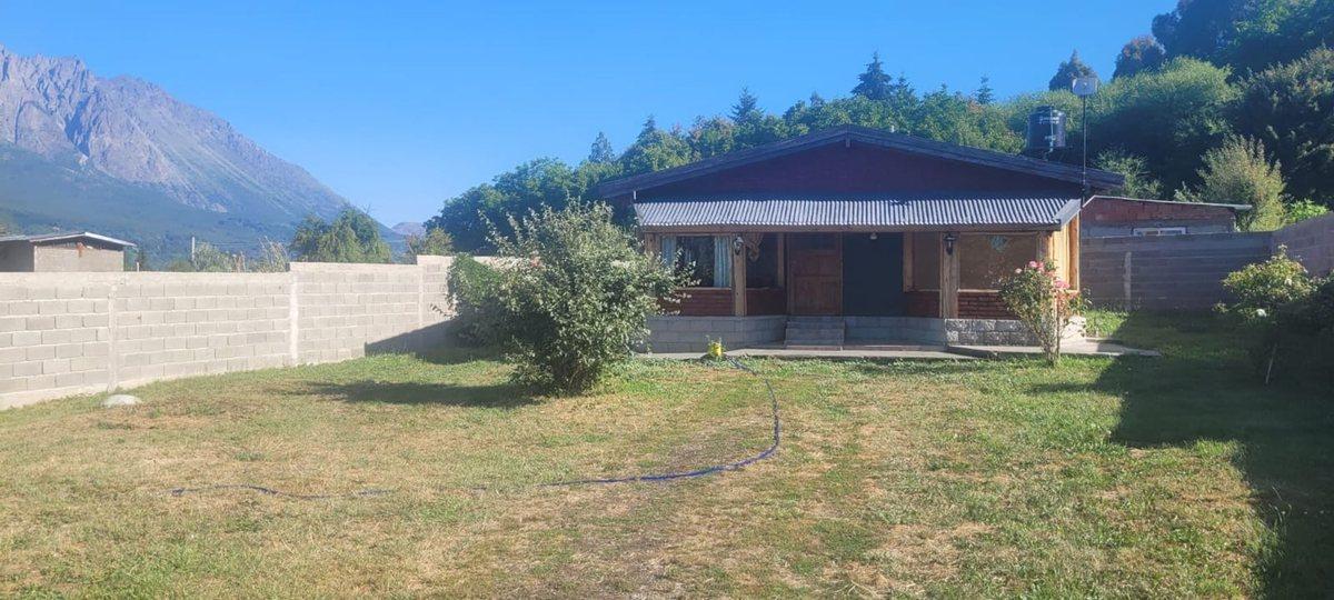 CASA FAMILIAR CON TERRENO AMPLIO
