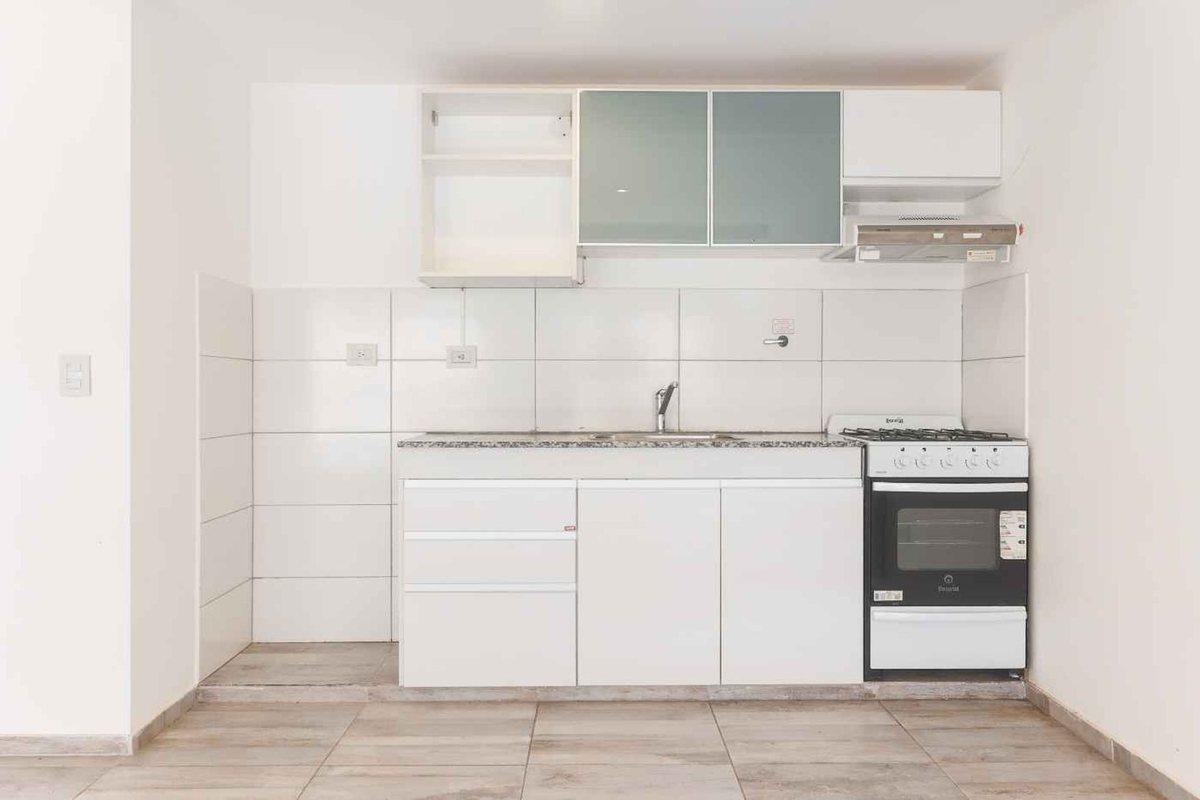 Foto de VENTA DE DEPARTAMENTO 2 AMB CON VISTA AL LAGO, imagen 3