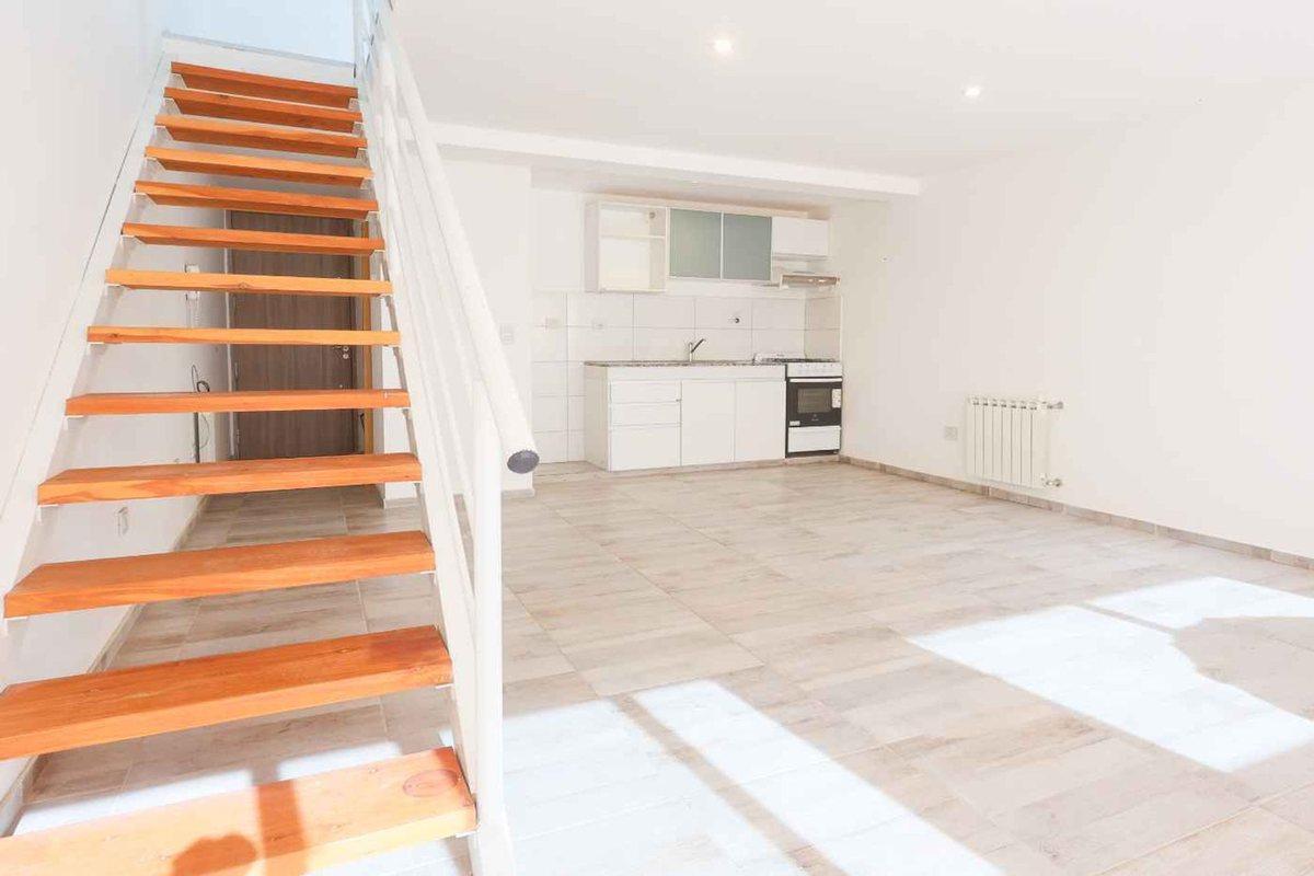 Foto de VENTA DE DEPARTAMENTO 2 AMB CON VISTA AL LAGO, imagen 5