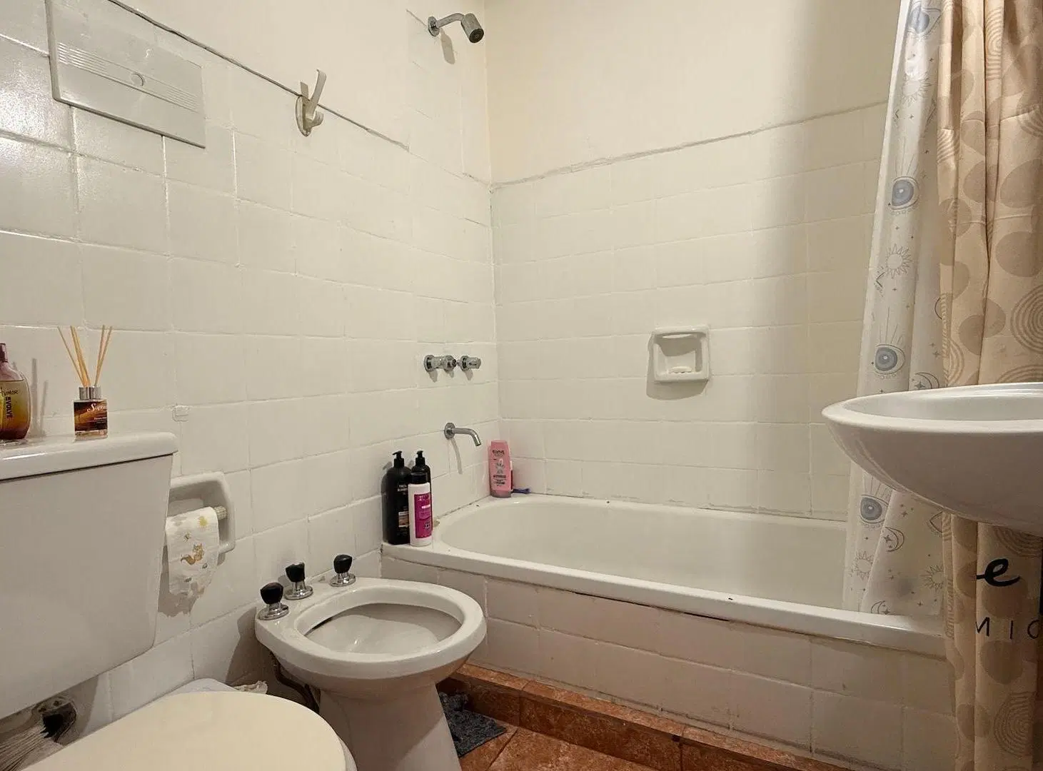VENTA DEPARTAMENTO 3 AMBIENTES ZONA COMERCIAL 3