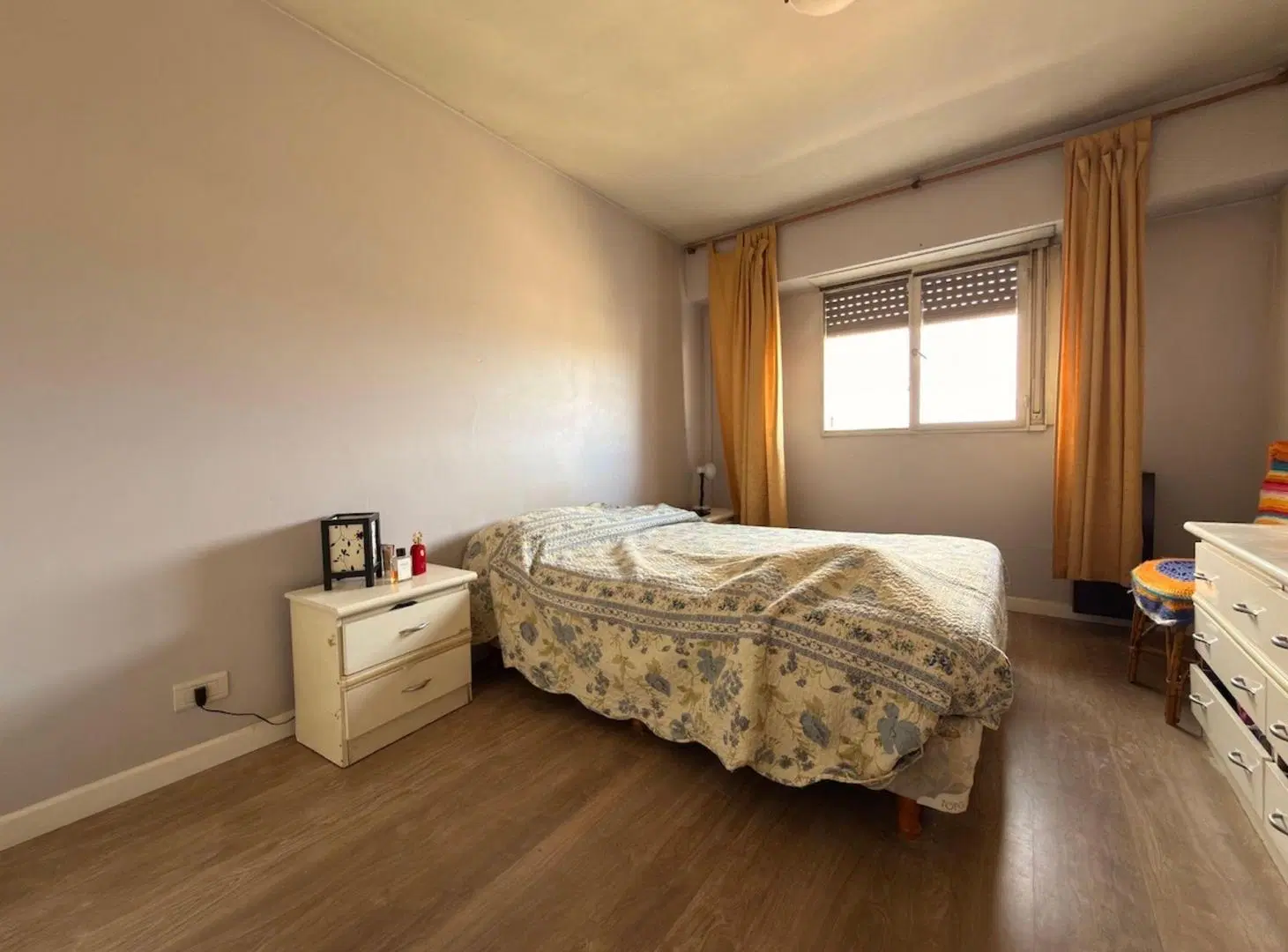VENTA DE DEPARTAMENTO AL FRENTE ONELLI 4 AMBIENTES 5