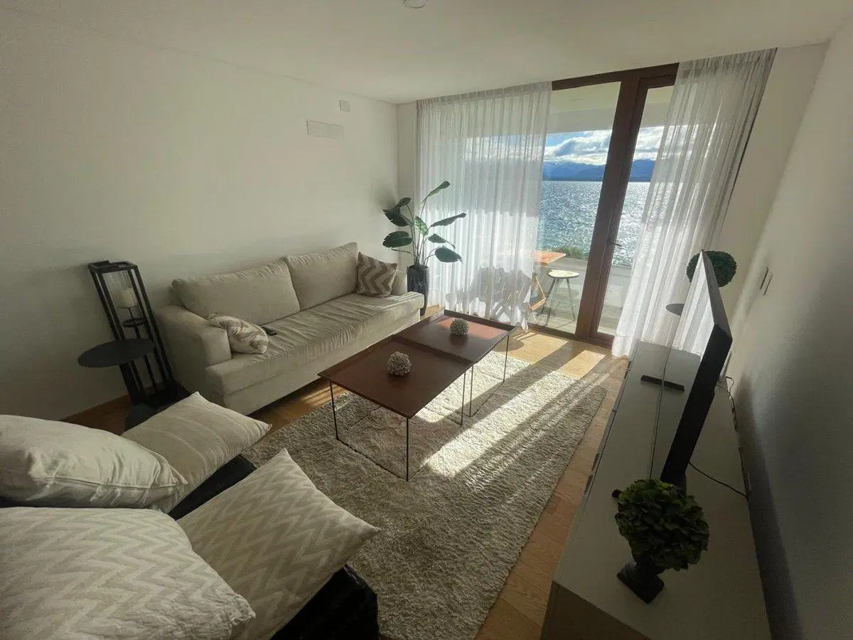 Se vende Departamento Premium con Acceso al Lago 2