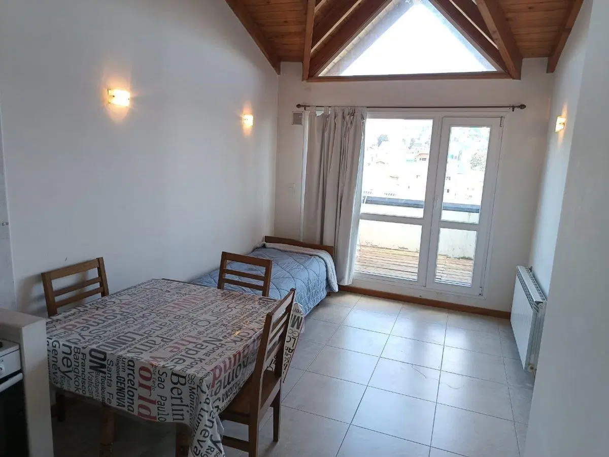 Excelente Departamento apto turismo con 2 cocheras 8
