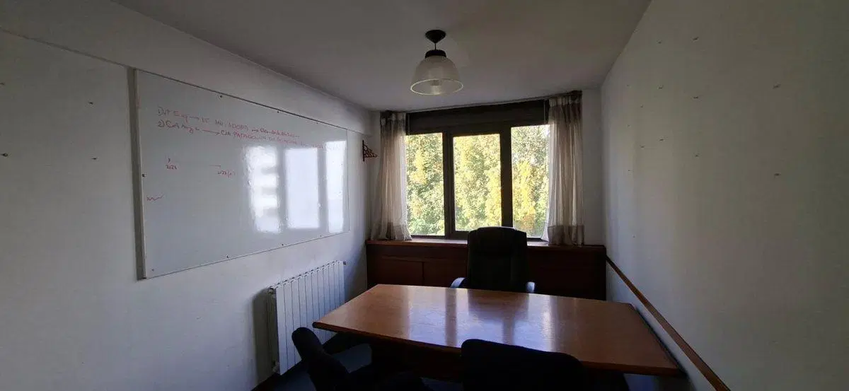OPORTUNIDAD VENTA OFICINA CENTRICA BARILOCHE 4