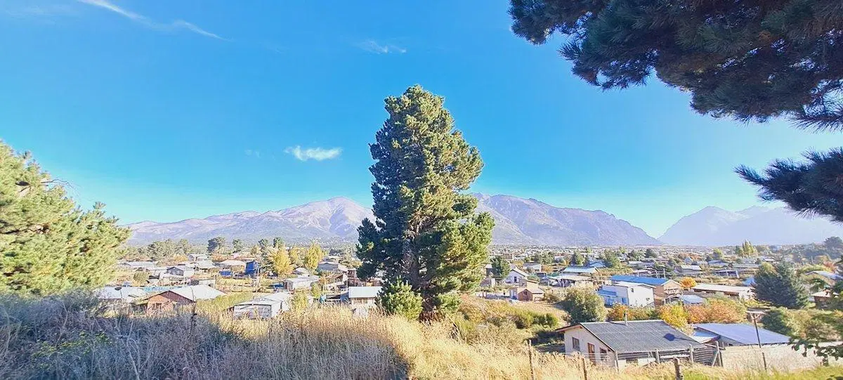 LOTE EN VENTA Bª FRUTIILAR 1249m2 VISTAS ABIERTAS 4