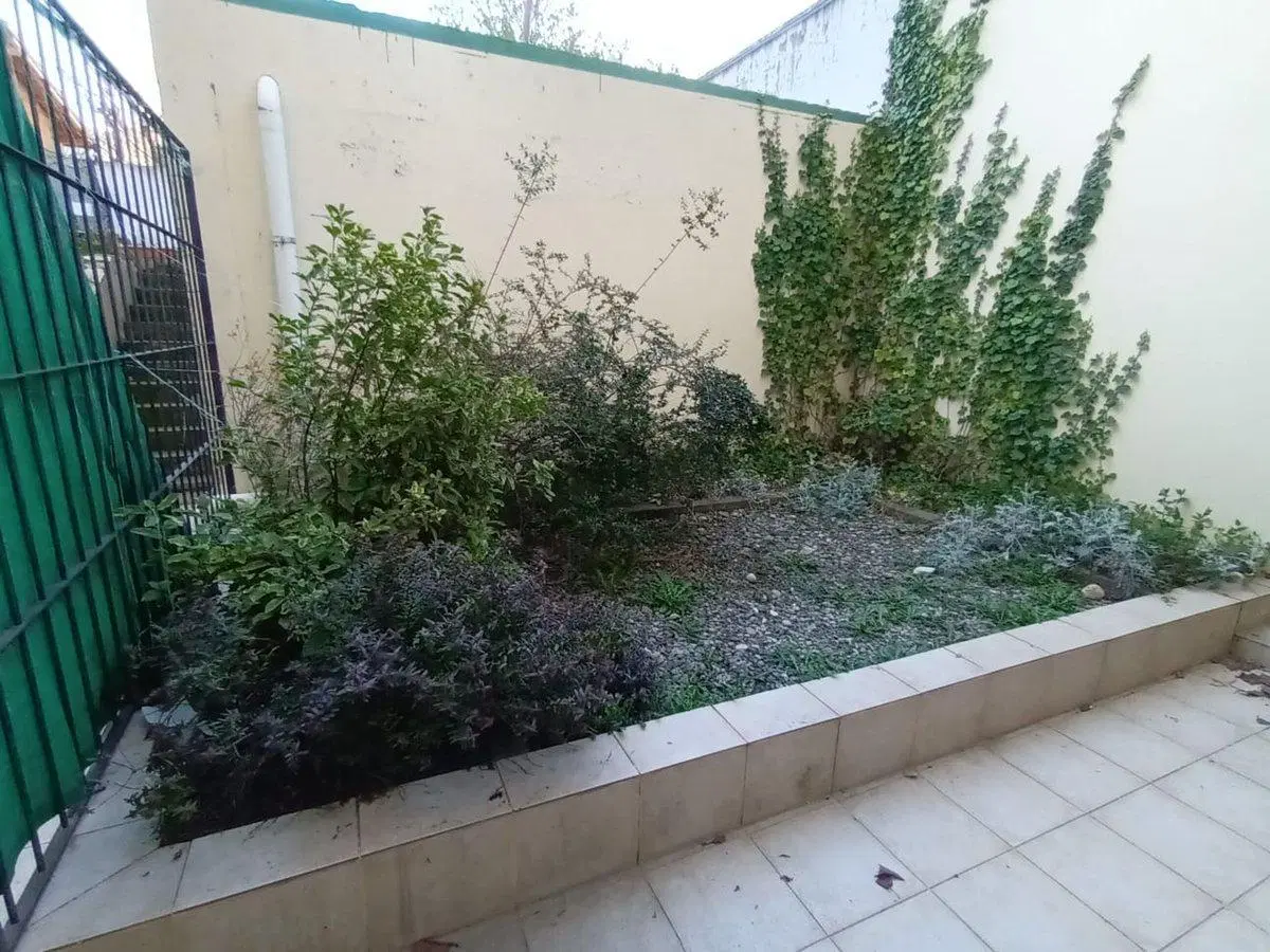 VENTA DEPTO 2 AMB APTO TURISMO C/ PATIO Y COCHERA 4