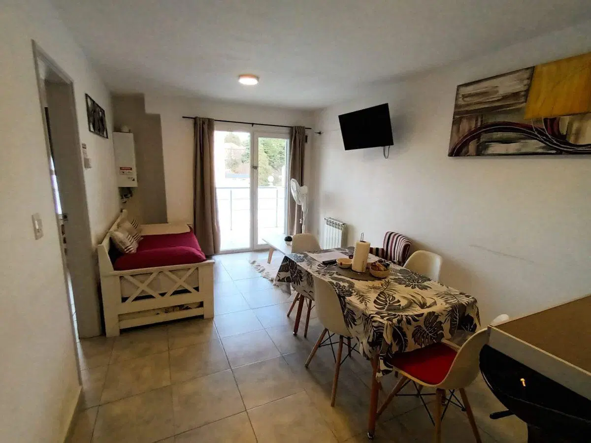 DEPARTAMENTO 2 AMB CON COCHERA Y BALCON BARILOCHE 8