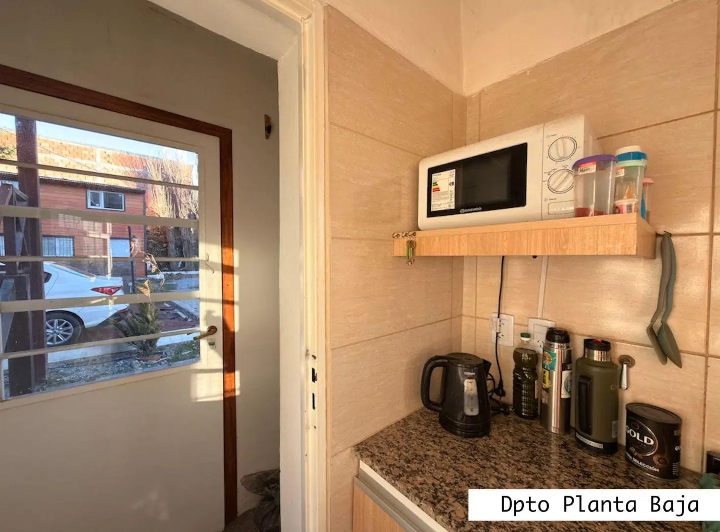 Edificio en venta 3 dptos + 1 dto a terminar 8