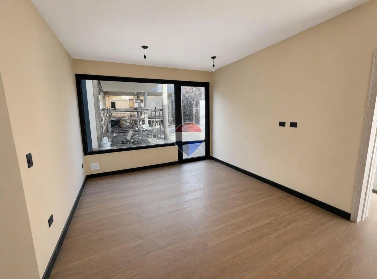 Venta depto de 82m² con patio de 27m² 2