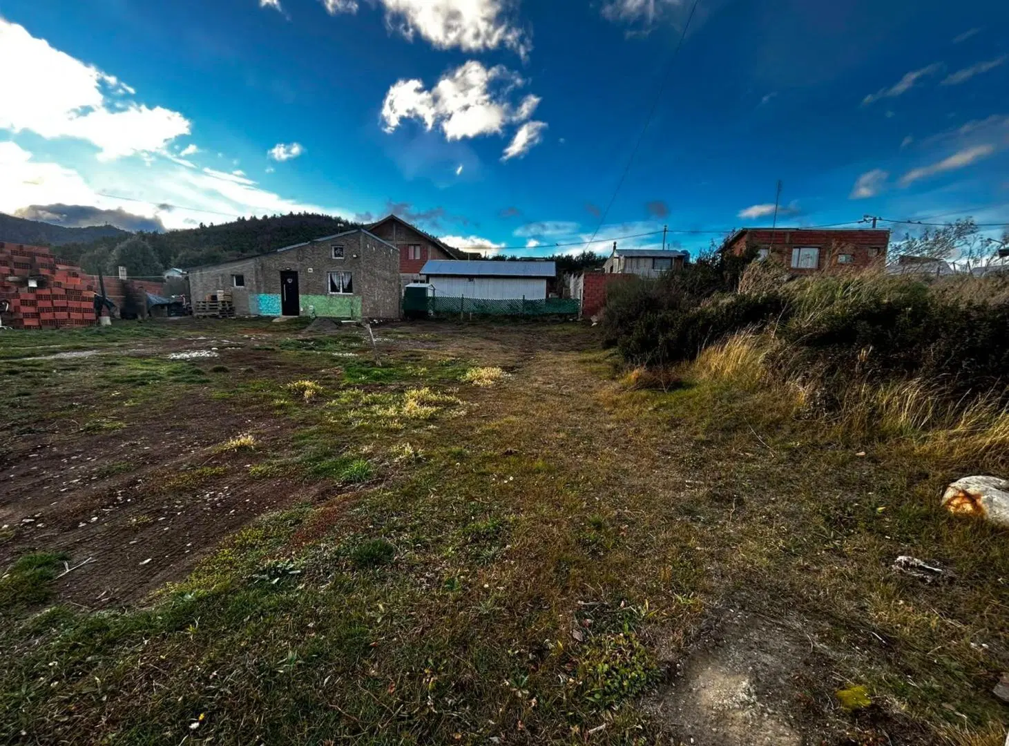 Se vende lote en Valle Azul a metros del asfalto 2