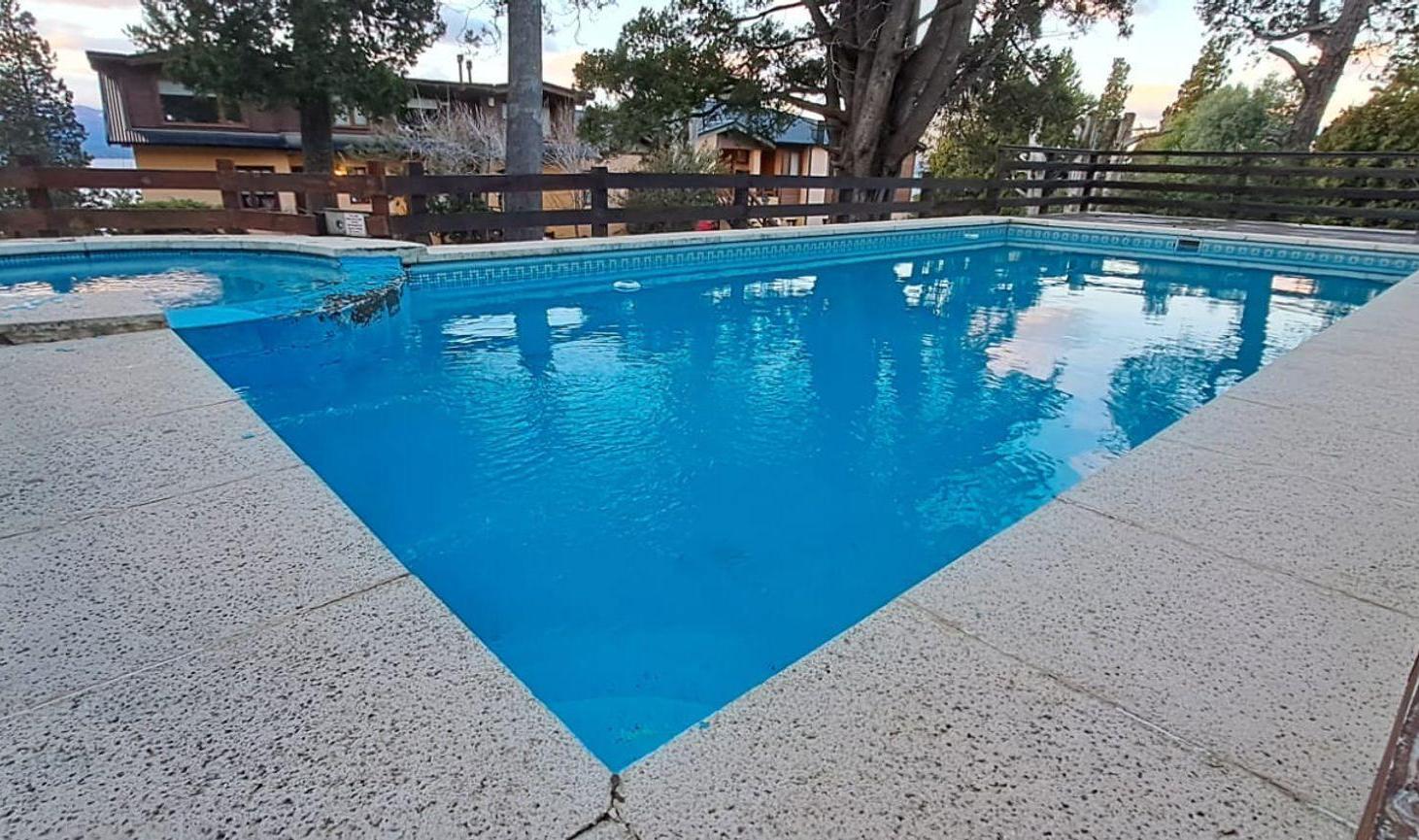 Foto de BARILOCHE VENTA DEPTO 3 AMB VISTA AL LAGO-PISCINA, imagen 5