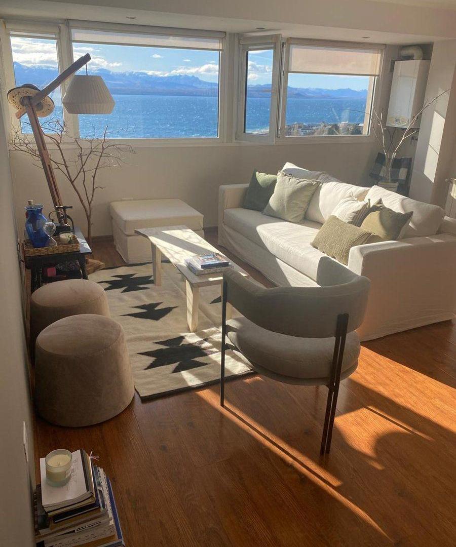 Foto de VENTA DEPTO CENTRICO VISTA PLENA NAHUEL HUAPI, imagen 2