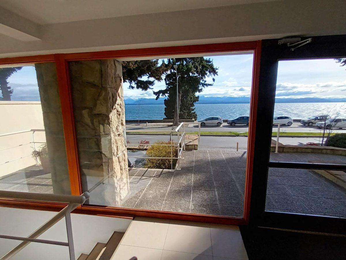 Foto de VENTA DEPTO 2 AMB APTO TURISMO C/ PATIO Y COCHERA, imagen 1