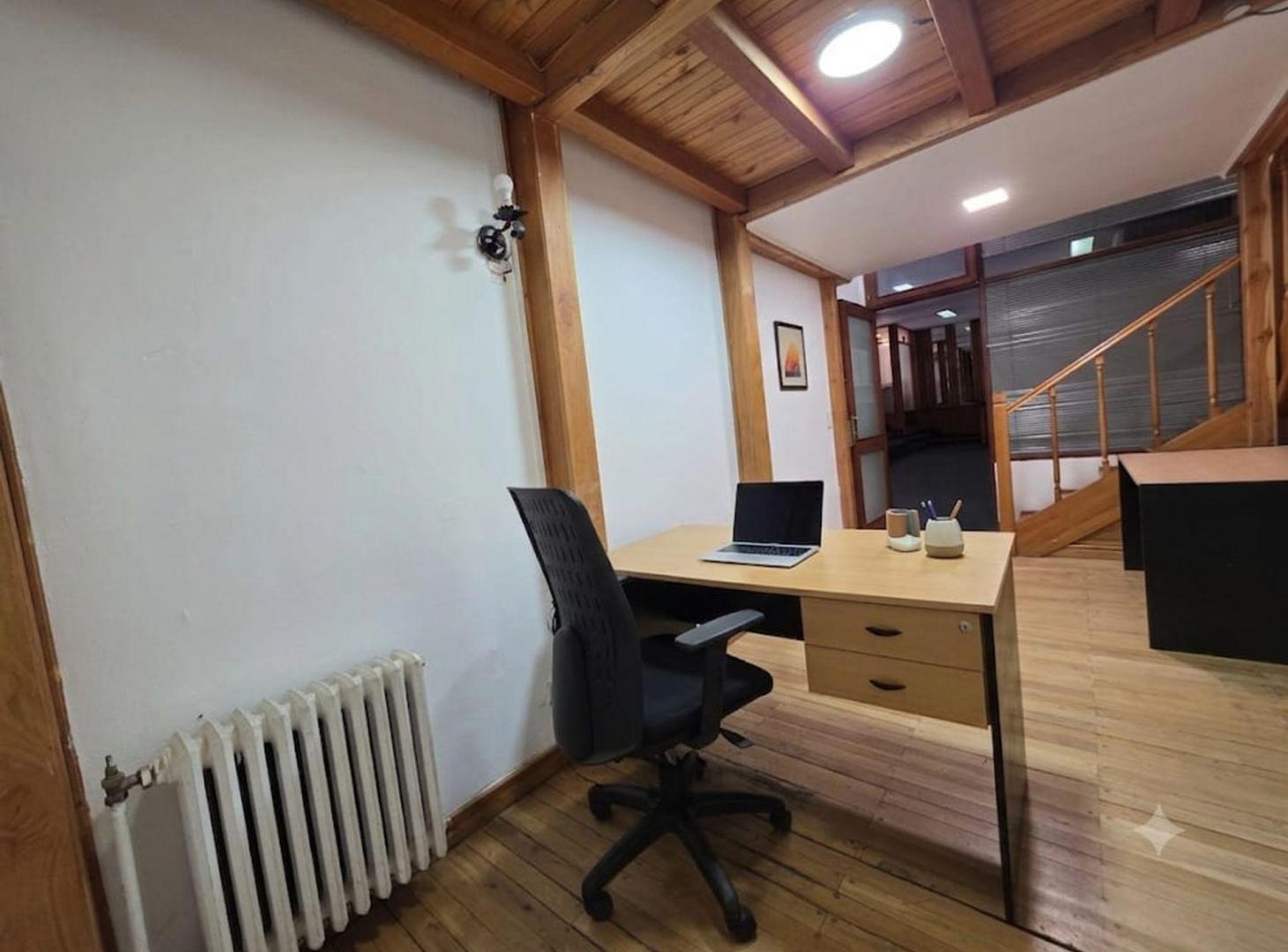 Foto de OFICINA EN VENTA, OPORTUNIDAD EN EL CENTRO, imagen 1