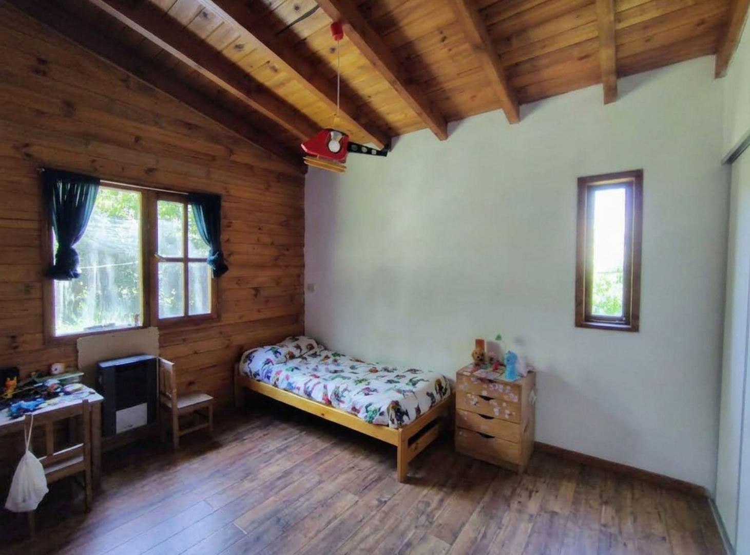 Foto de VENTA CASA 4 AMBIENTES BARILOCHE VILLA LOS COIHUES, imagen 5