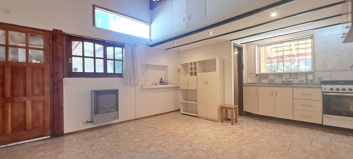 Foto de EN VENTA DEPTO 2 AMB EN PLANTA BAJA KM 5 BARILOCHE, imagen 1