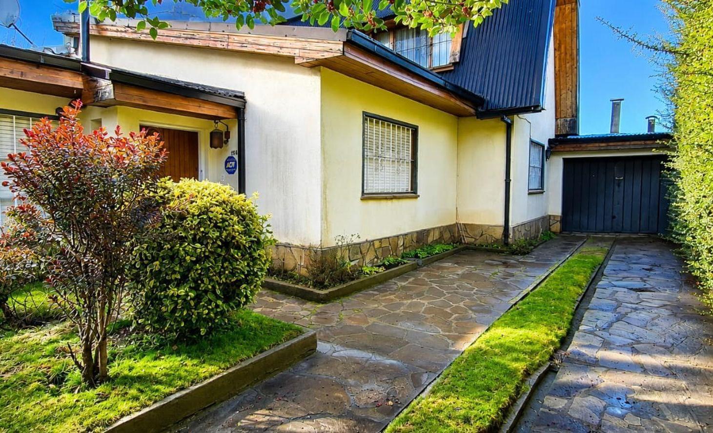 Foto de VENTA DE CASA PARA INSTITUCION O FAMILIAR, imagen 1