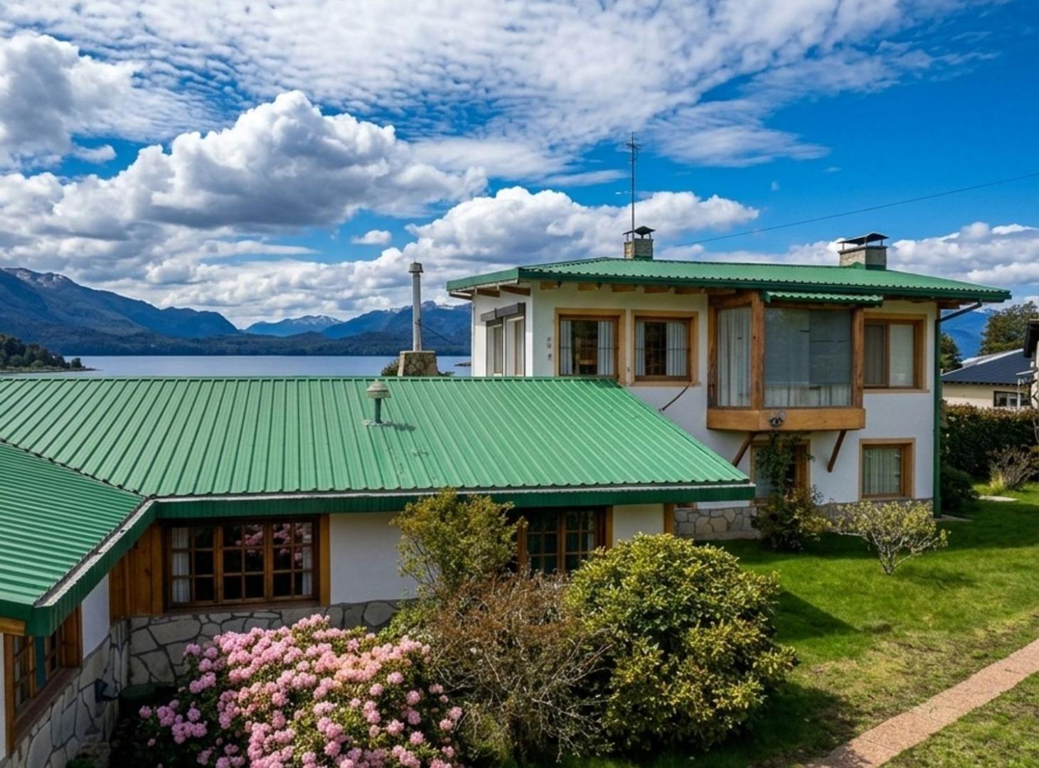 Foto de CASA SOBRE COSTA DE LAGO NAHUEL HUAPI BARILOCHE, imagen 3