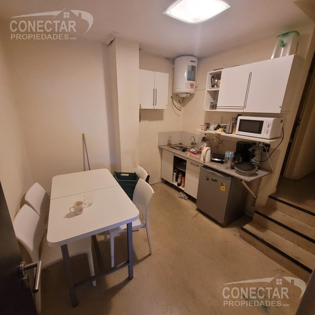 Edificio Comercial en 860 m² - Ss Pb 1er Piso - Local/depo/oficinas - Montacargas 2
