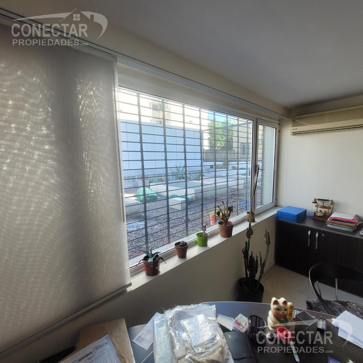 Edificio Comercial en 860 m² - Ss Pb 1er Piso - Local/depo/oficinas - Montacargas 1