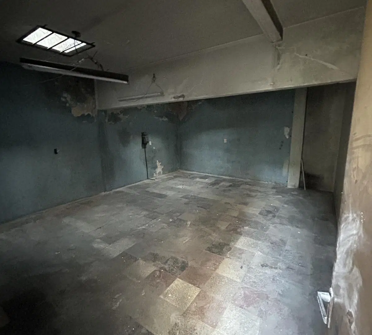EDIFICIO - LOTE PROPIO- LOCAL Apto Todo Rubro -414 m2 - lote 8.70 x 27 primer piso 5