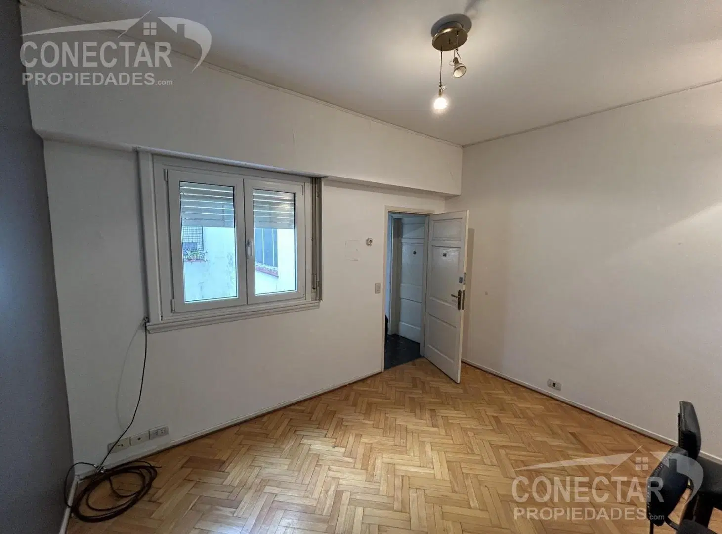 Departamento 2 ambientes - al frente - 40m2 - La mejor ubicación - A metros de Av Del Libertador 4