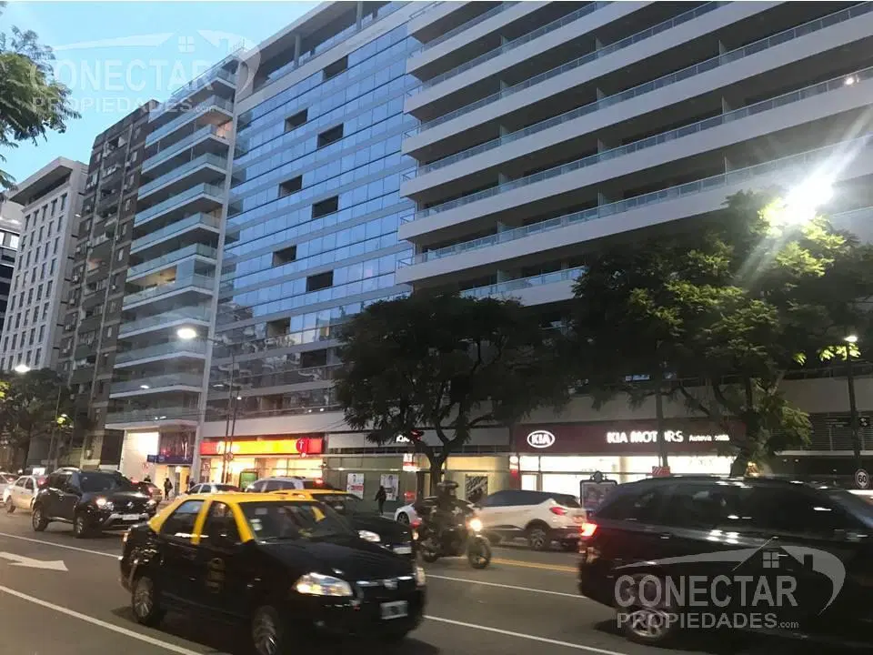 Oficina Alq. Edificio LIBERATEUR/ 143m2 Piso Alto al frente -1 cochera cocheras opcionales 3
