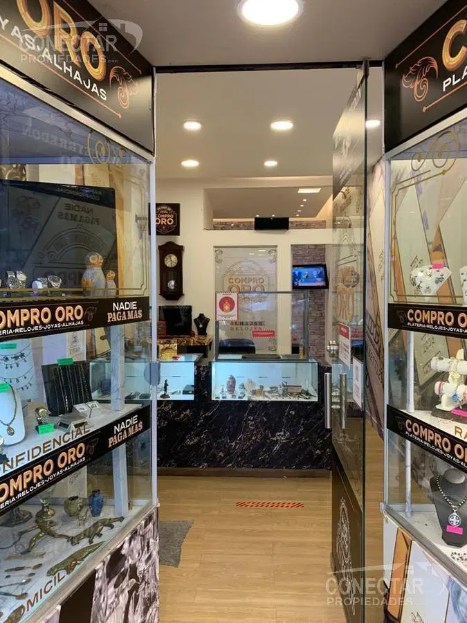 LOCAL EN VENTA -  Estación ONCE / PB 3m x 11m   ss / 50 m2 - Alto tránsito Peatonal 2