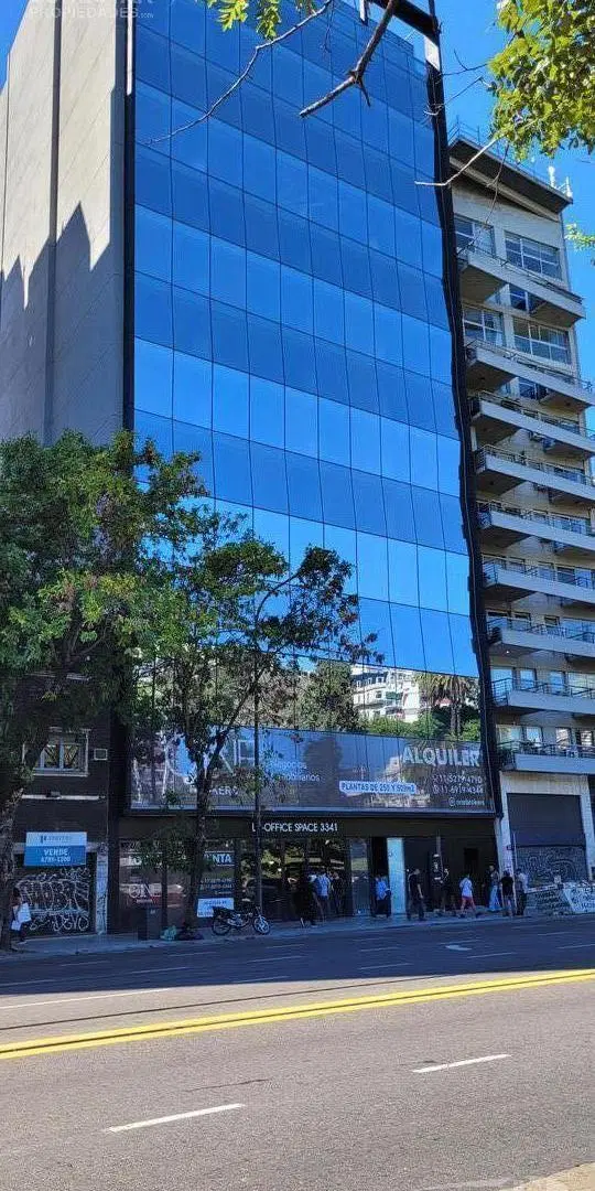 Oficina en alquiler 240 m2 Planta Libre  - Vista abierta muy luminoso 2 cocheras 2