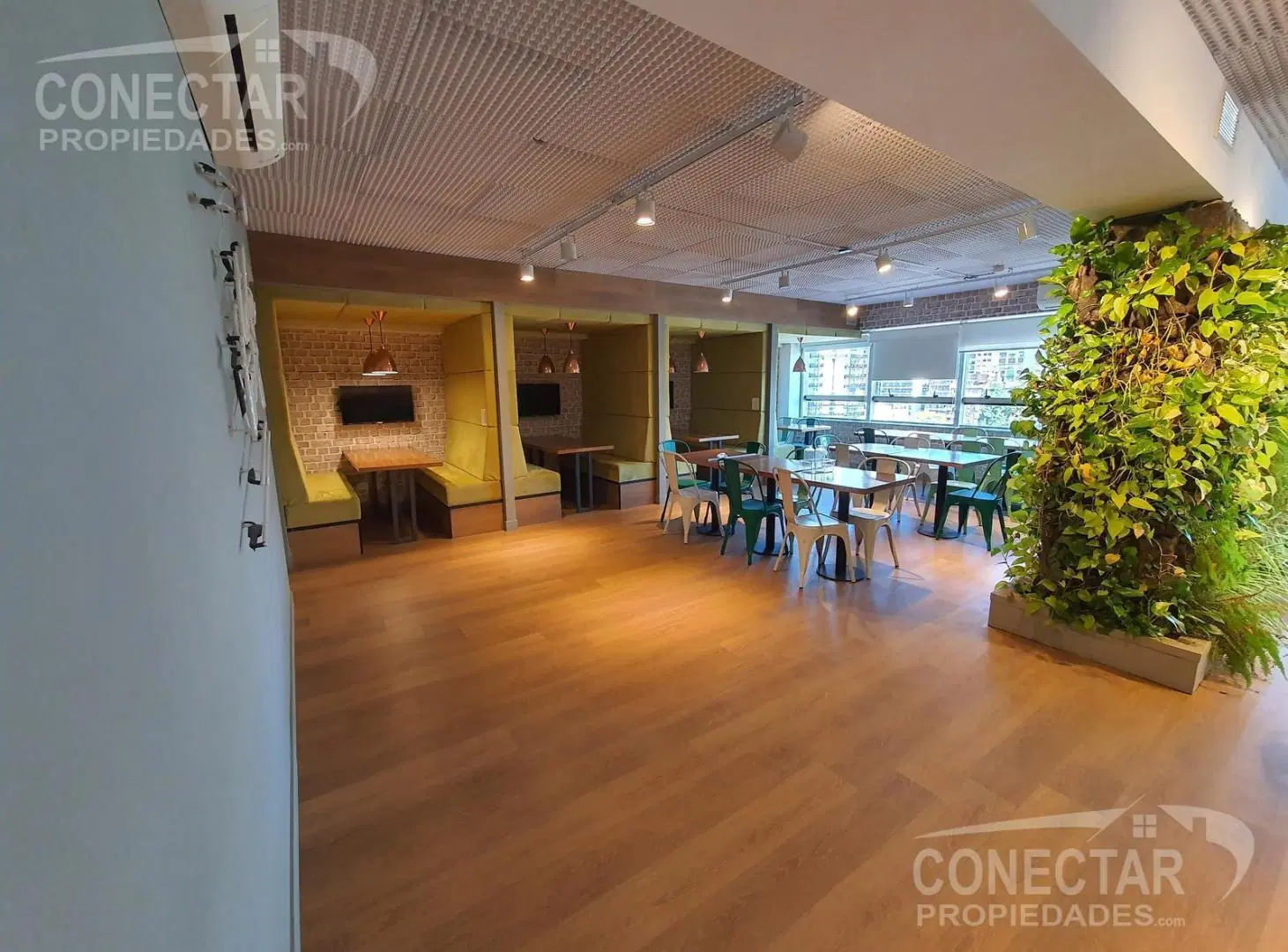 Oficina equipada y amoblada -  450 m2 -  vista al  rio - Liberatdor y Sucre - cocheras 5