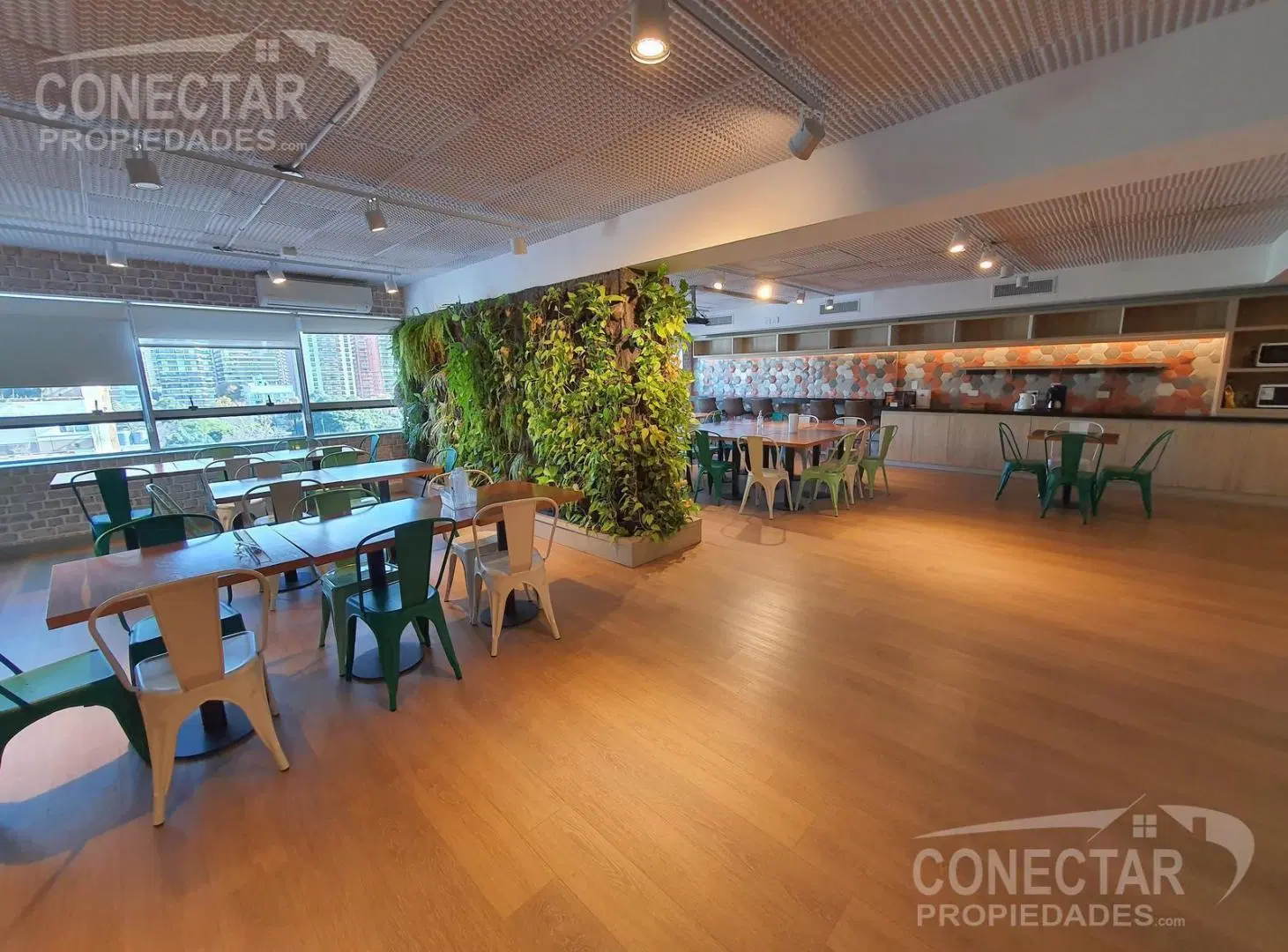 Oficina equipada y amoblada -  450 m2 -  vista al  rio - Liberatdor y Sucre - cocheras 2