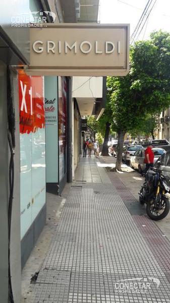 Foto de LOCAL Gran frente de 12mts! PB 160m2 entrep. / Aguirre 800 / Zona, imagen 1