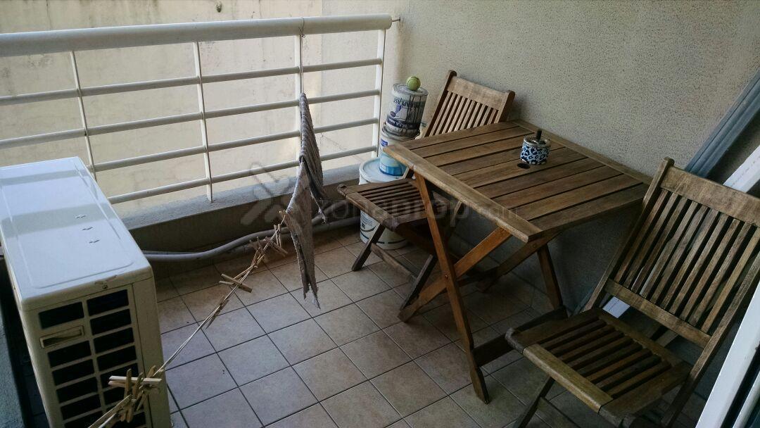 Excelente Departamento de 4 Ambientes con Cochera en Inmejorable Ubicación. 3