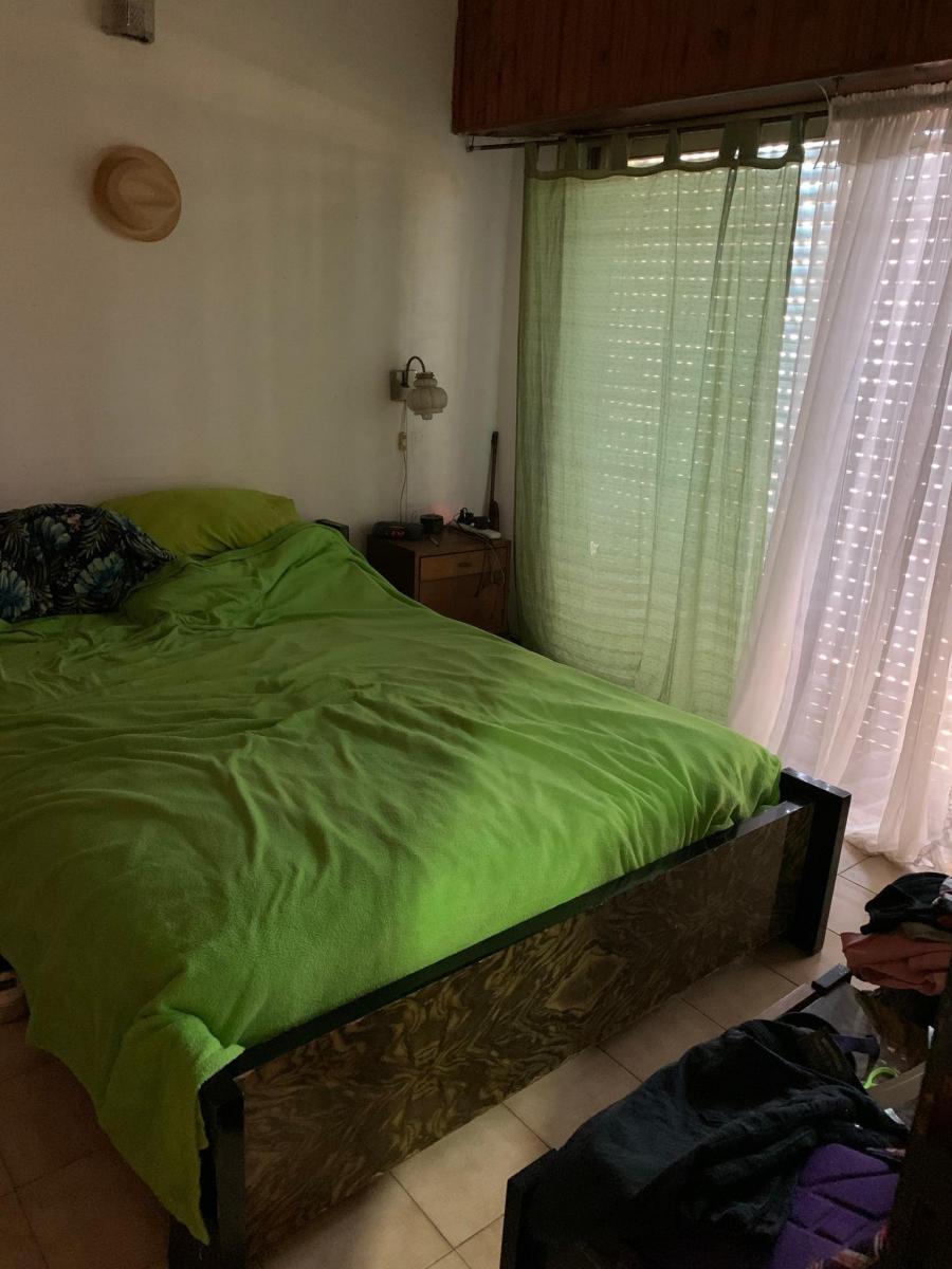 PH de 3 ambientes en muy buena ubicación.