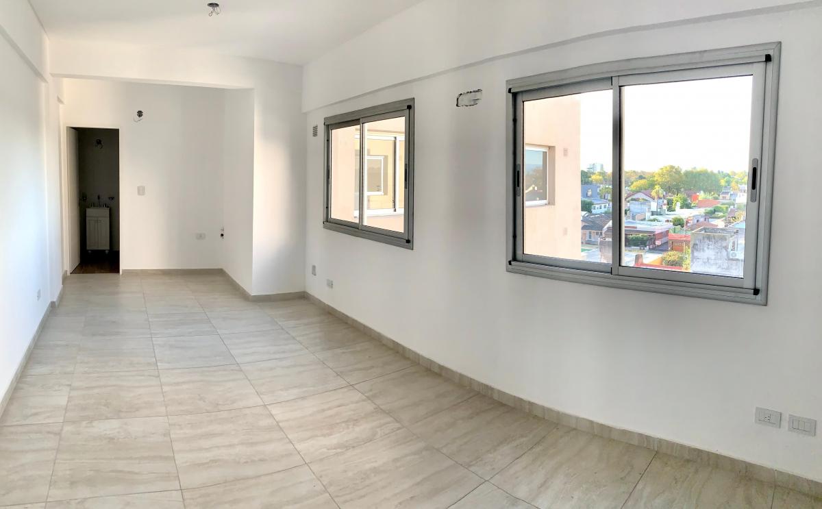 Foto de Departamento de 1 ambiente y medio amplio divisible! Oportunidad, imagen 4
