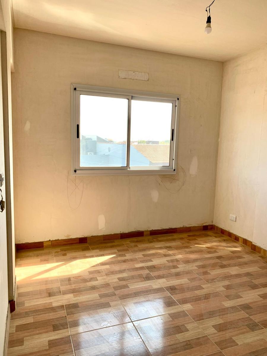 Departamento en Venta en Bernal - 3 Ambientes a Estrenar con balcón al frente.