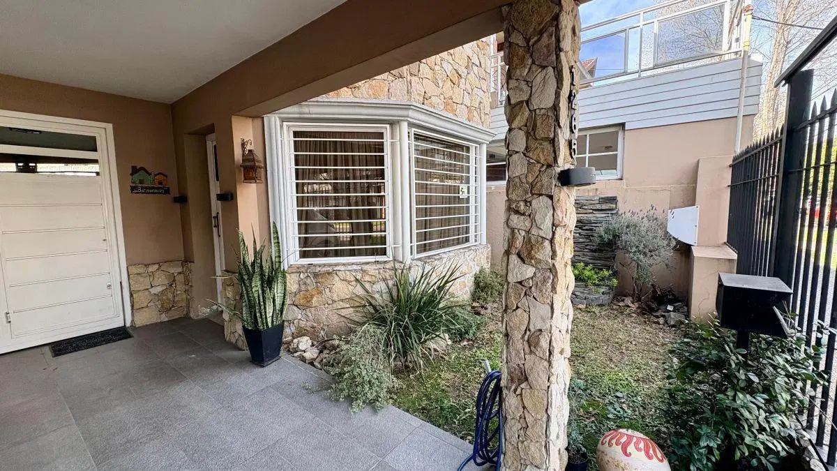 Casa en venta en Banfield Oeste 4