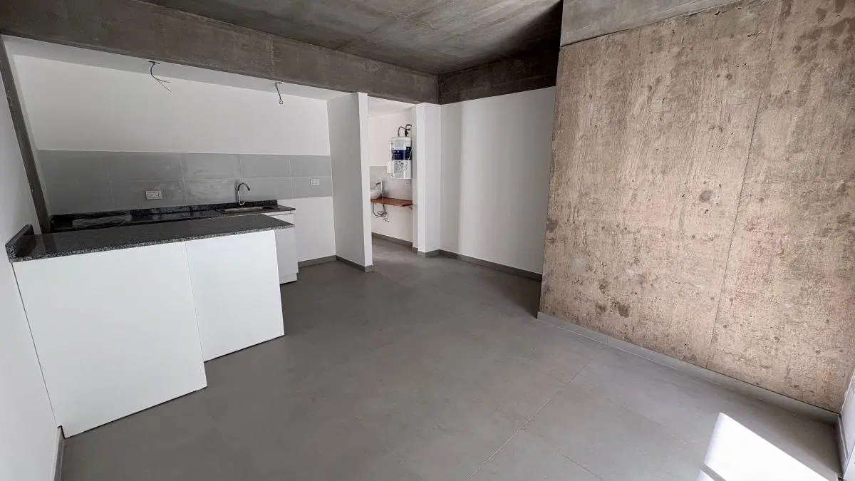 Departamento en Venta a Estrenar en Banfield - Ant. de U$s50.000 Saldo en 30 Cuotas De: U$s1.140 2