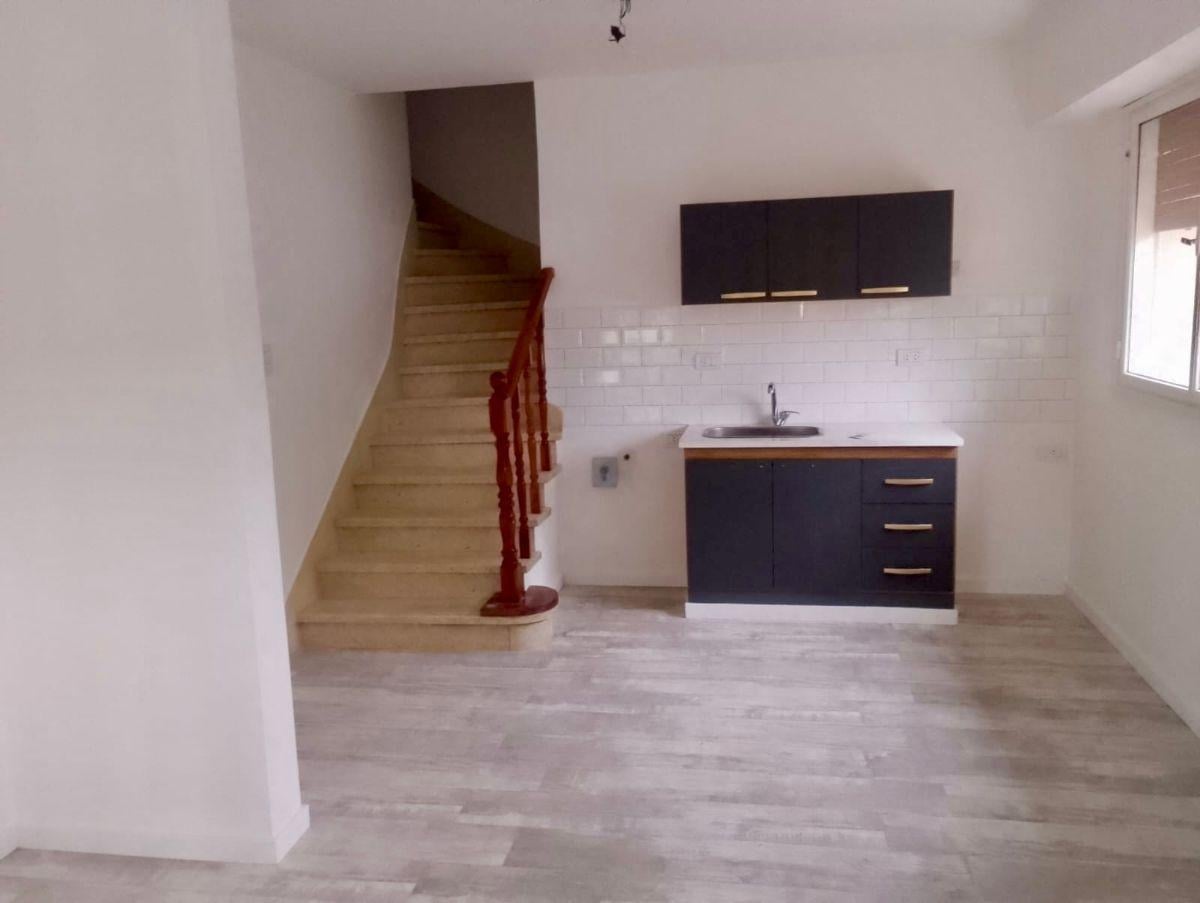 Foto de Duplex en Venta en LOmas de Zamora, SIN EXPENSAS., imagen 2