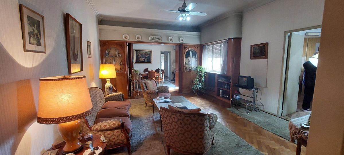 Hermoso 4 Ambientes con Dependencias en Caballito 1